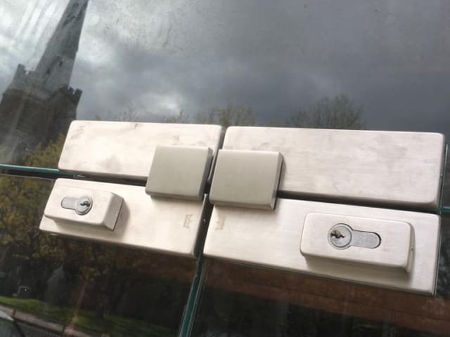 WhatsApp Image 2023 04 12 at 16.35.44 13 640x480 c - commercial door repairs by Door Repairs UK Ltd